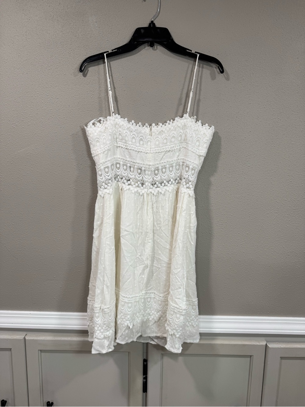 NWT Papermoon White Lace Dress - Picture 7 of 7